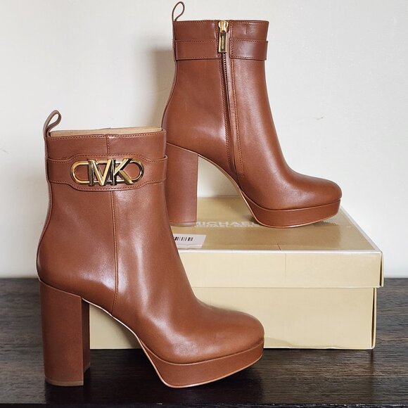 NWT Michael Kors Platform Boot - Picture 1 of 16